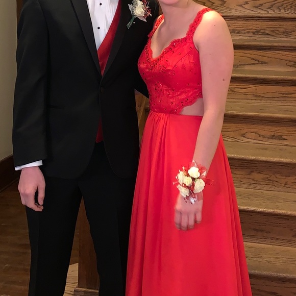 size 32 prom dresses